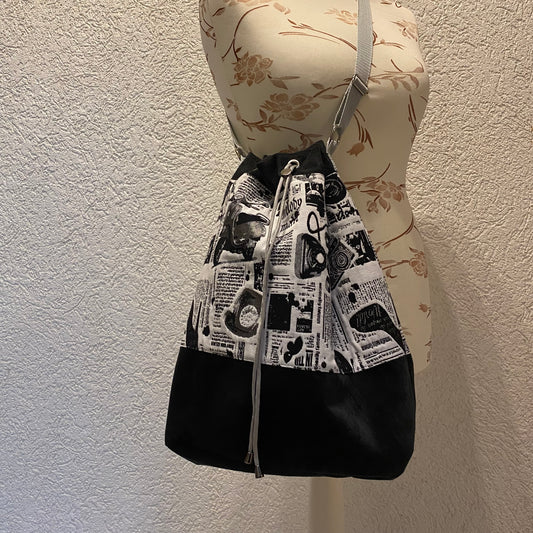 Bucket Bag Black & White